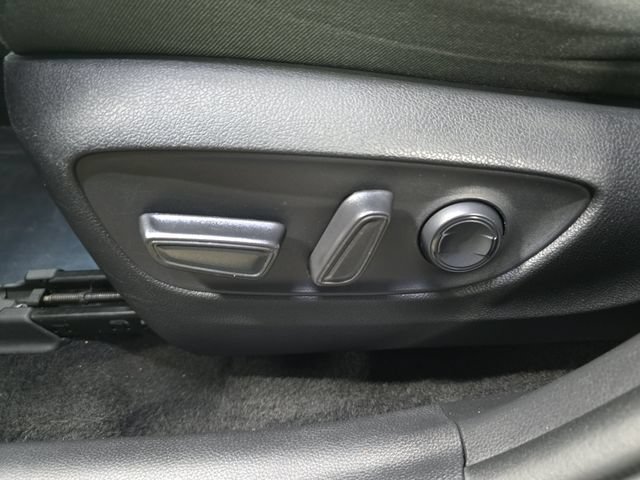 Used 2021 Toyota RAV4 XLE w/ Convenience Package AWD/4WD image 31