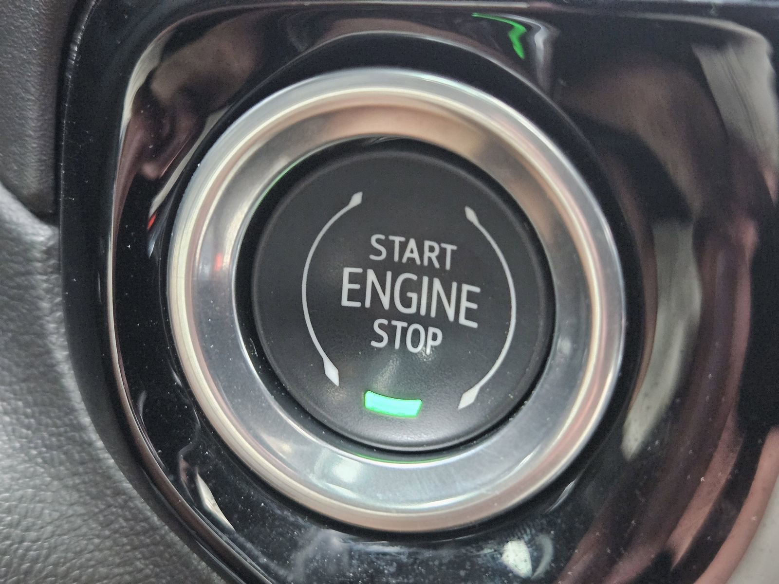 Certified 2024 Chevrolet Silverado 2500 LTZ w/ LTZ Convenience Package image 25