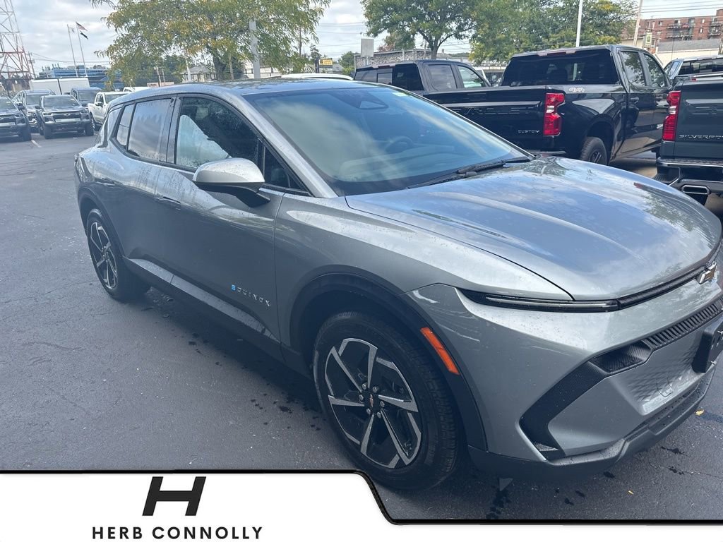 Used 2026 Chevrolet Equinox EV LT image 1