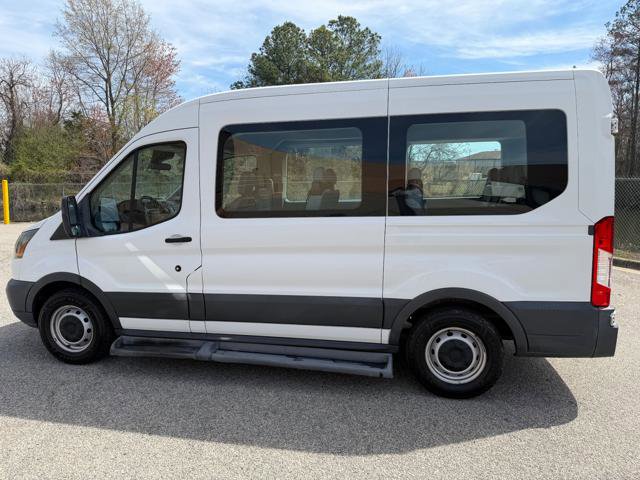 Used 2017 Ford Transit 150 XL image 7