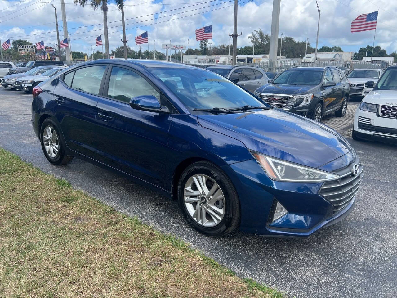 Used 2020 Hyundai Elantra SEL image 4