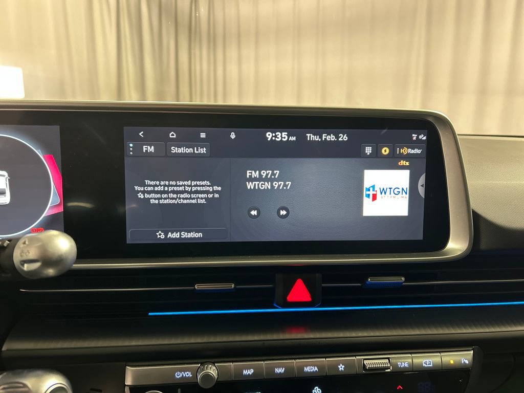 Used 2023 Hyundai Ioniq 6 SEL image 15