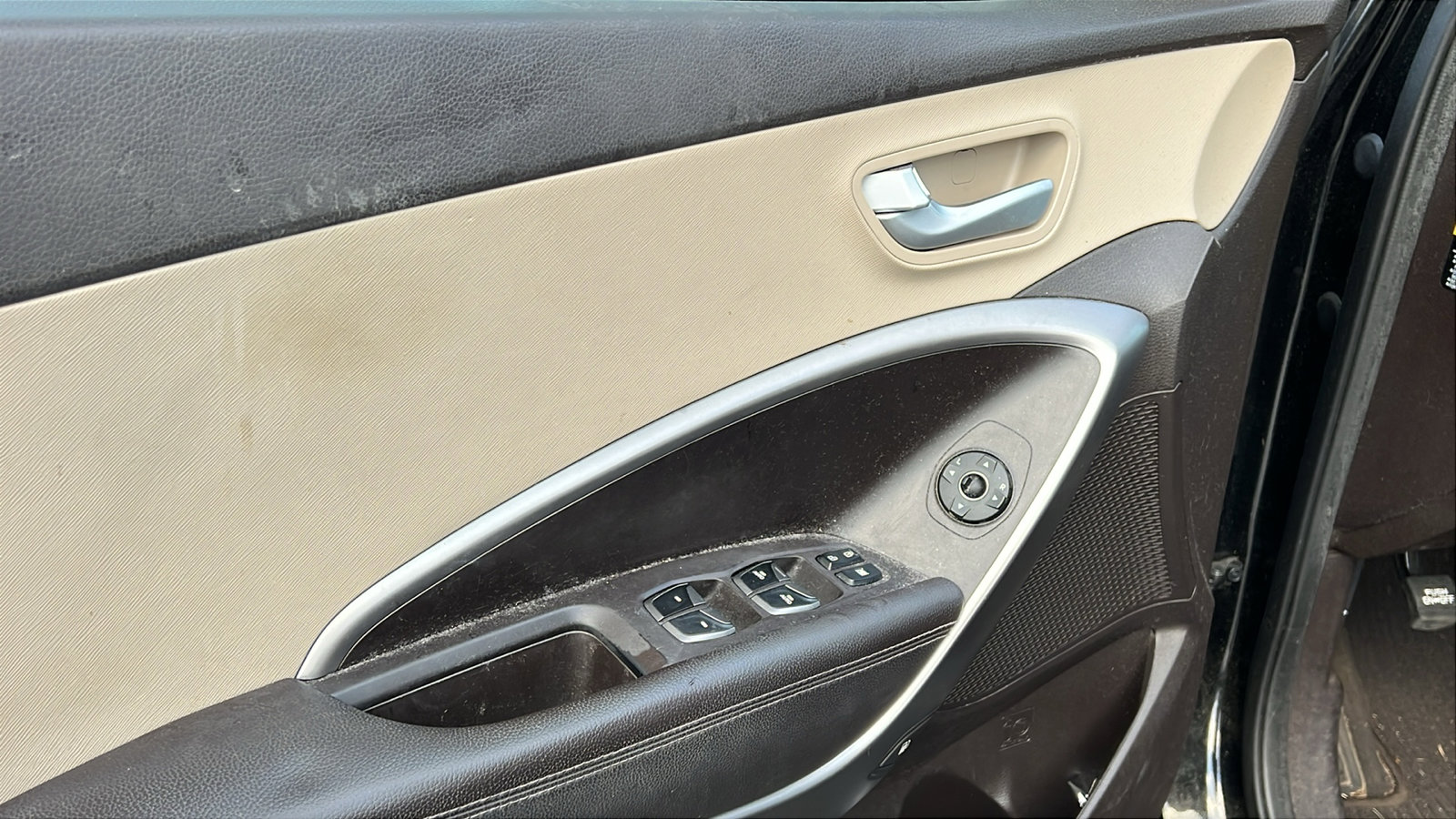 Used 2015 Hyundai Santa Fe Sport w/ Option Group 02 image 15