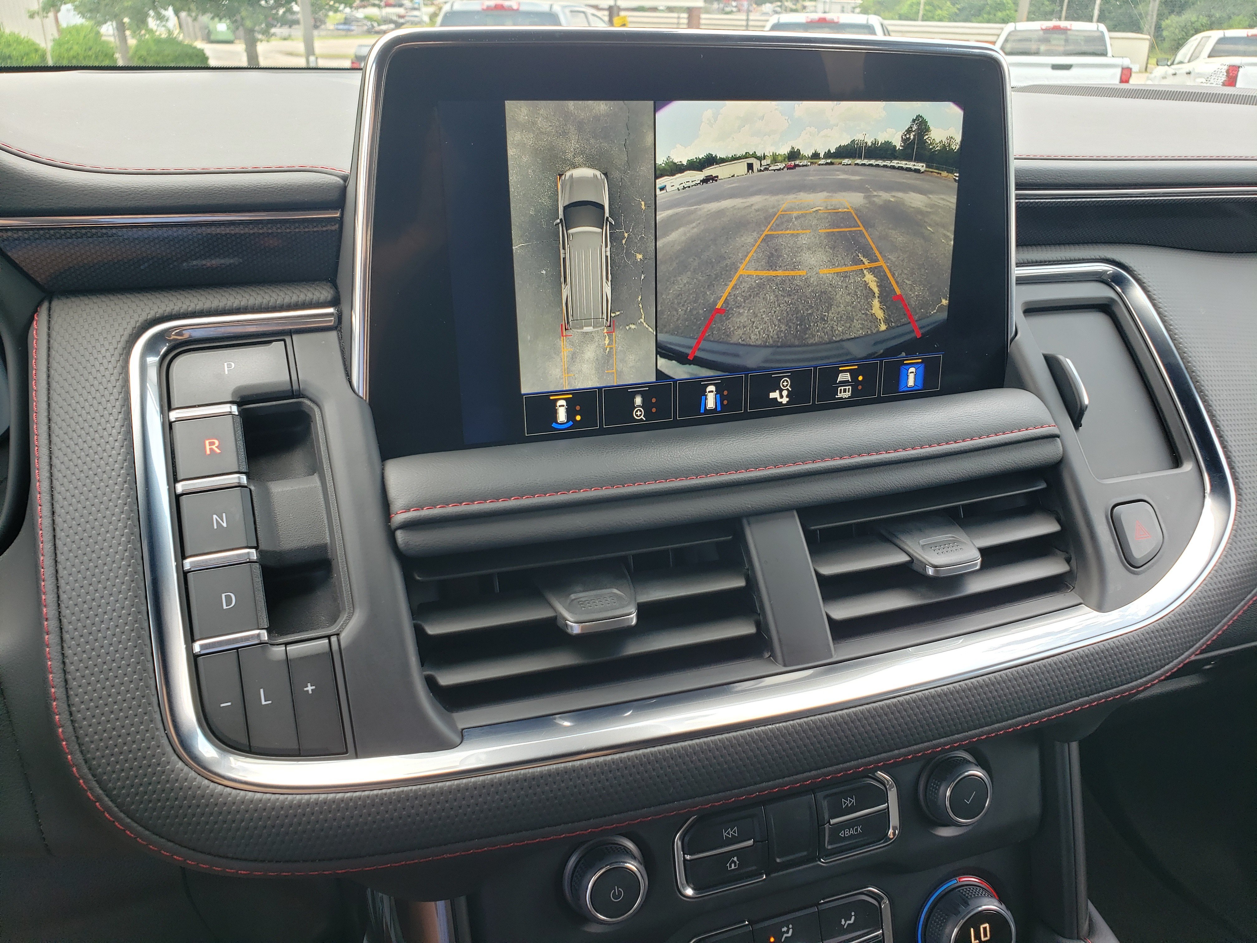 Used 2023 Chevrolet Tahoe RST w/ Luxury Package RWD image 40
