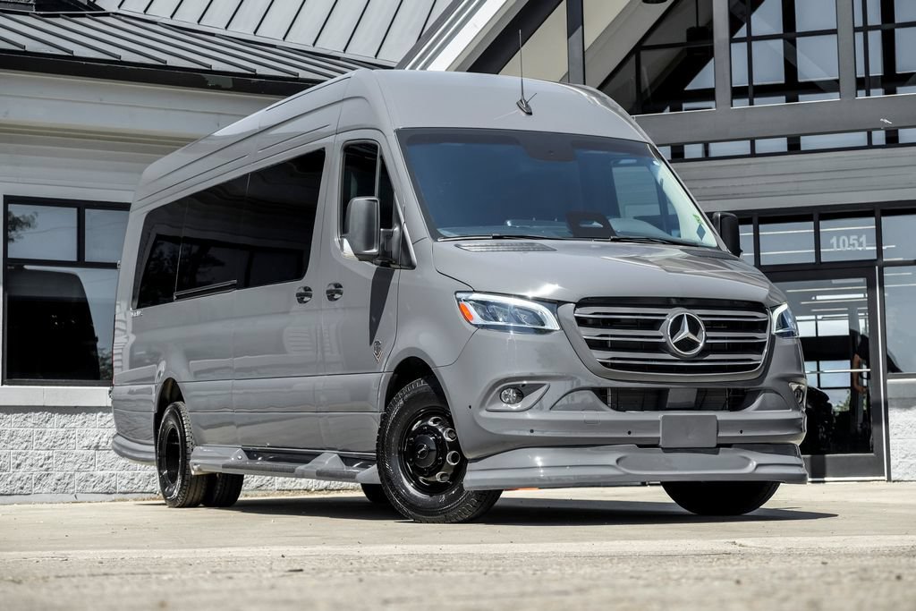 New 2025 Mercedes-Benz Sprinter 3500 video 2