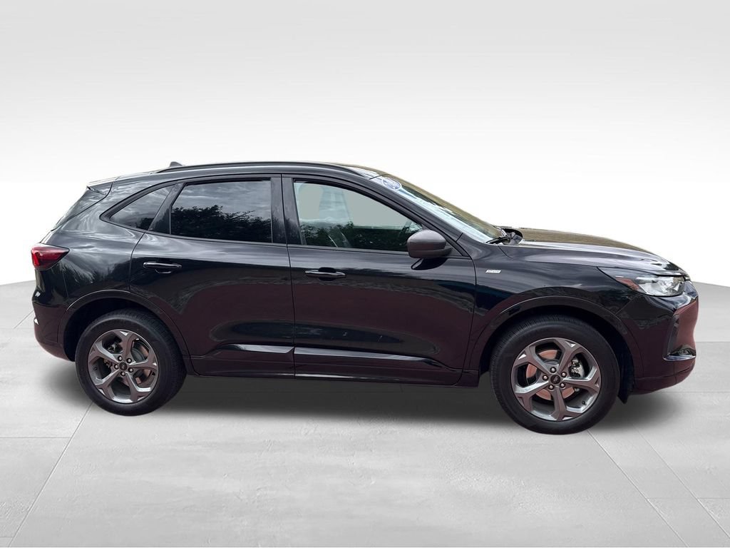 Used 2024 Ford Escape ST-Line AWD/4WD image 9