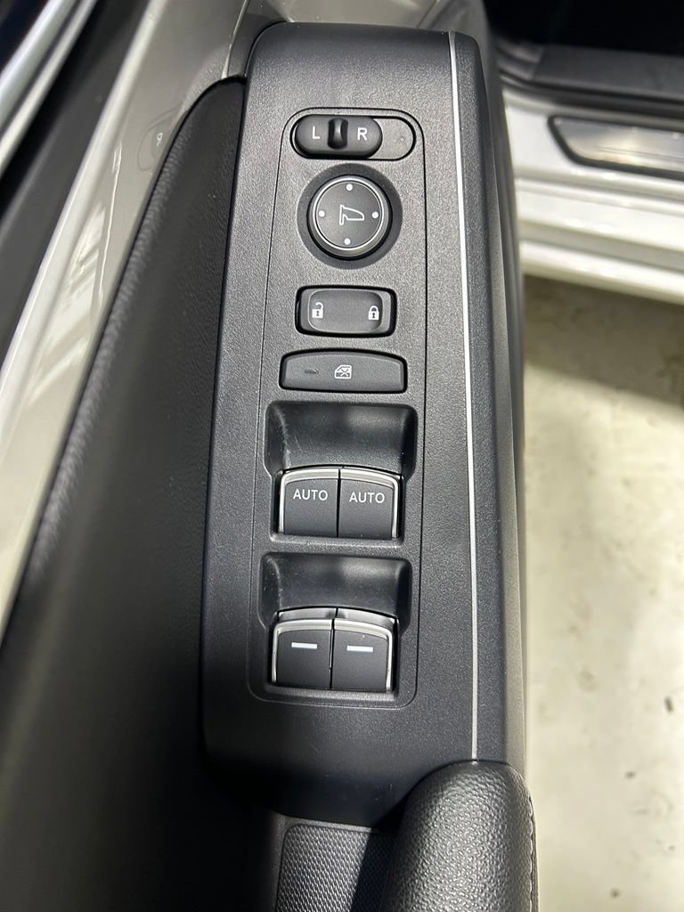 Used 2023 Acura Integra A-Spec FWD image 11