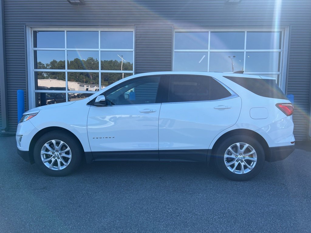 Used 2018 Chevrolet Equinox LT image 2