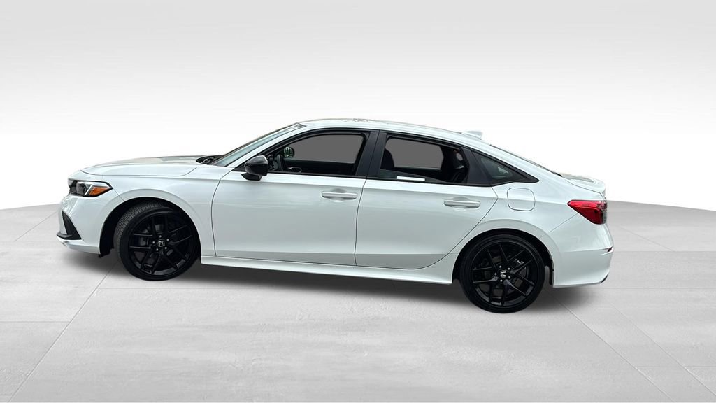 Used 2023 Honda Civic Sport image 4