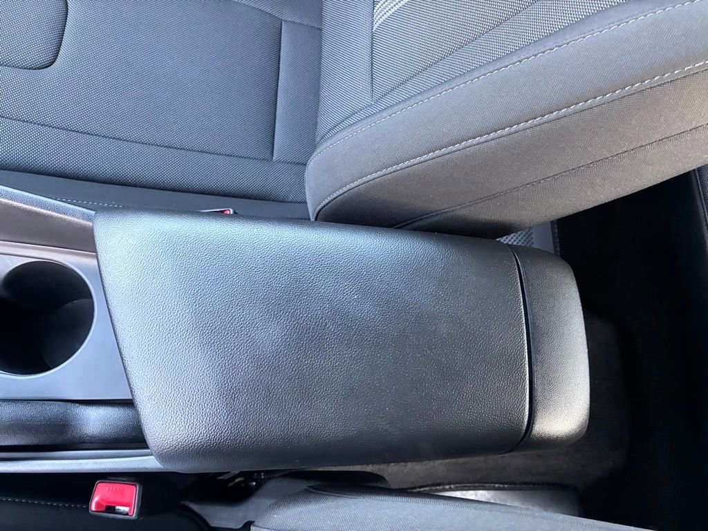 Used 2024 Hyundai Elantra SE FWD image 34