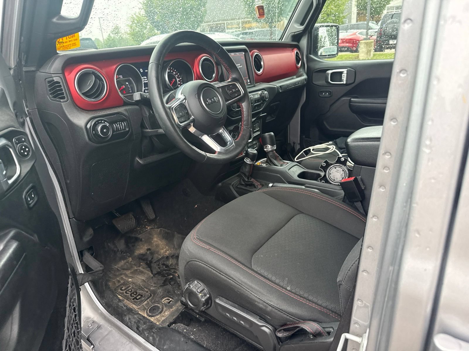 Used 2021 Jeep Wrangler Unlimited Rubicon AWD/4WD image 10