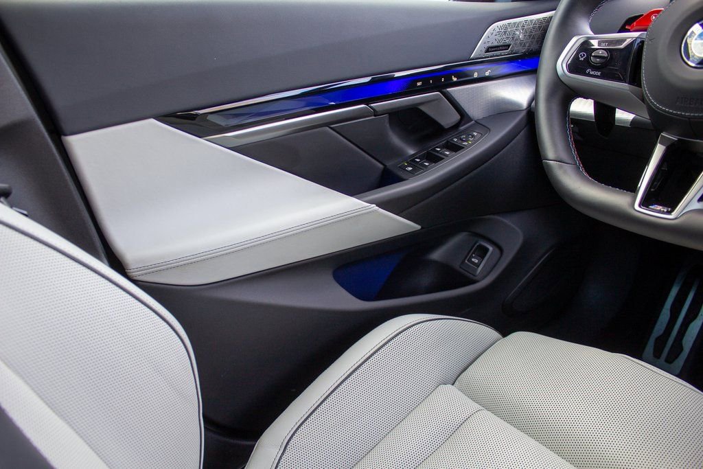 Used 2025 BMW M5 Touring image 19