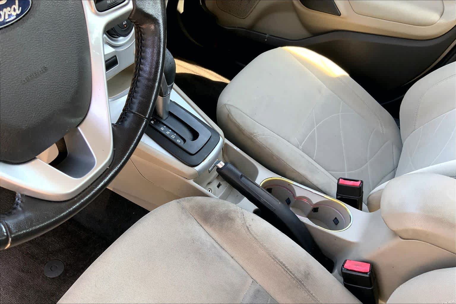 Used 2014 Ford Fiesta SE FWD image 13