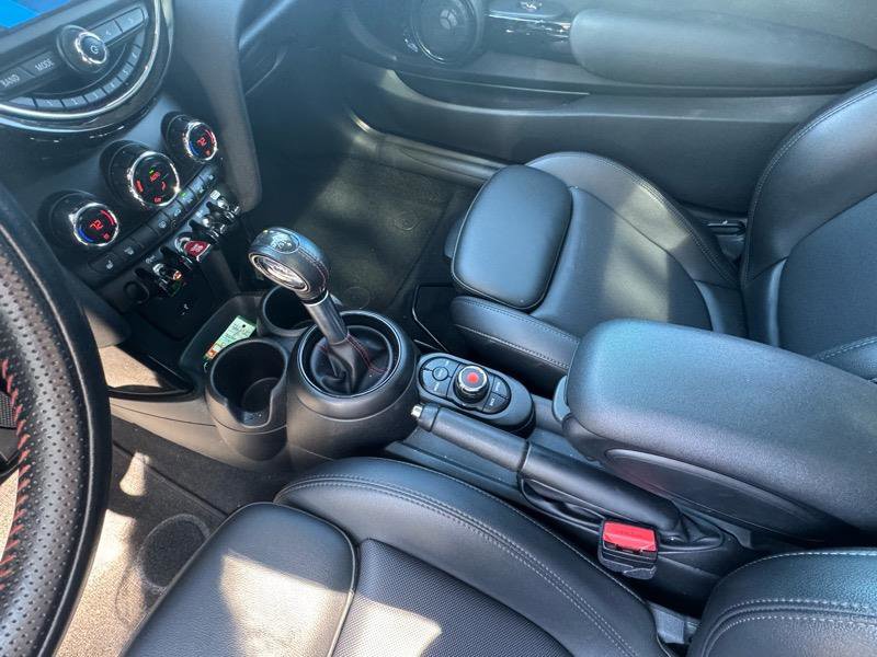 Used 2019 MINI Cooper S image 11