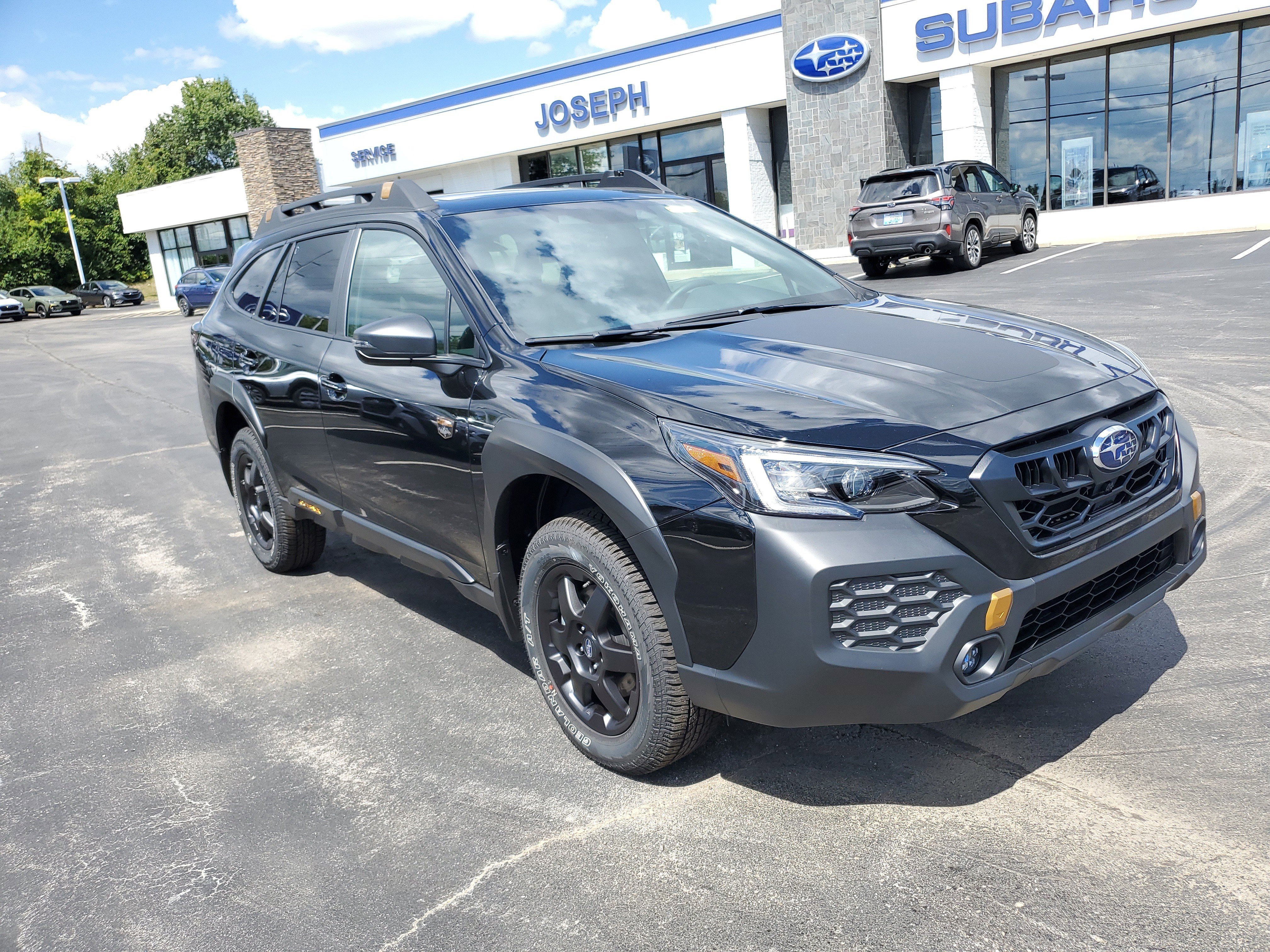 Used 2025 Subaru Outback Wilderness image 4