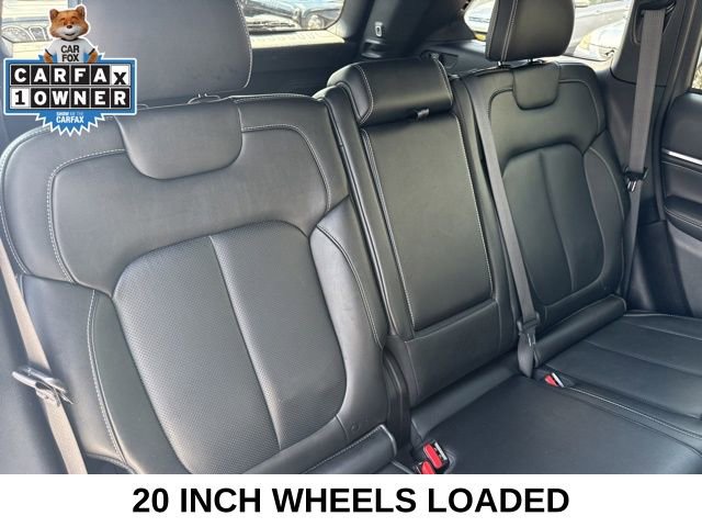 Used 2022 Jeep Grand Cherokee Overland AWD/4WD image 22