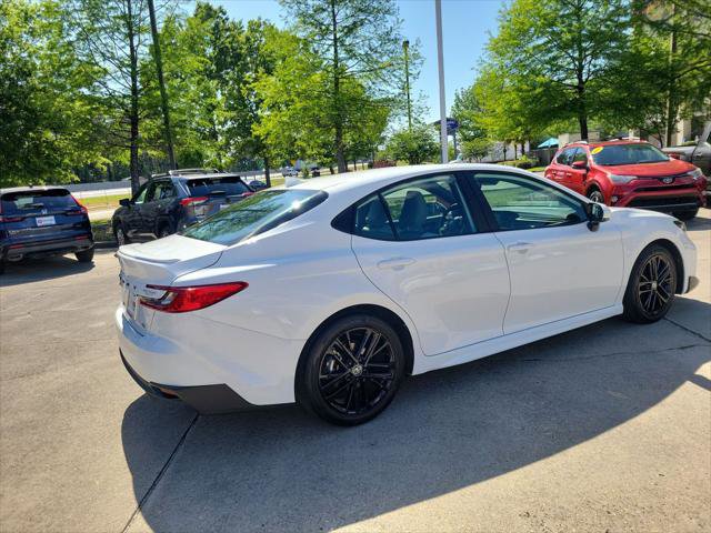Certified 2025 Toyota Camry SE w/ Convenience Package FWD image 7