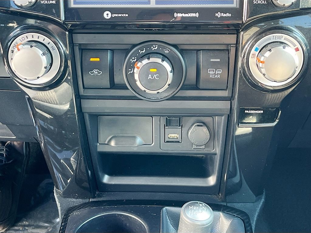 Used 2020 Toyota 4Runner TRD Off-Road image 30