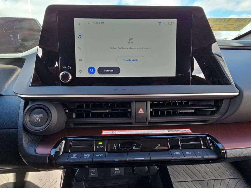 Used 2025 Toyota Prius Plug-In Hybrid image 20