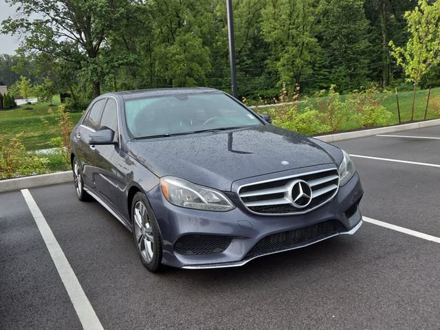 Used 2015 Mercedes-Benz E 250 BlueTEC Sedan image 1