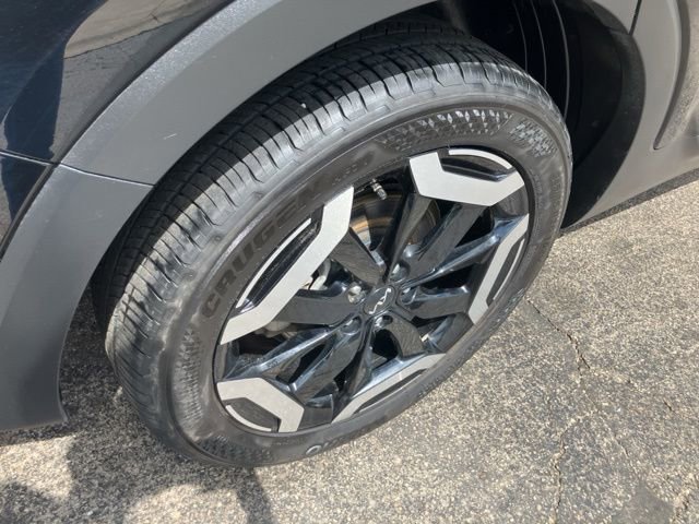 Used 2025 Kia Telluride S FWD image 54