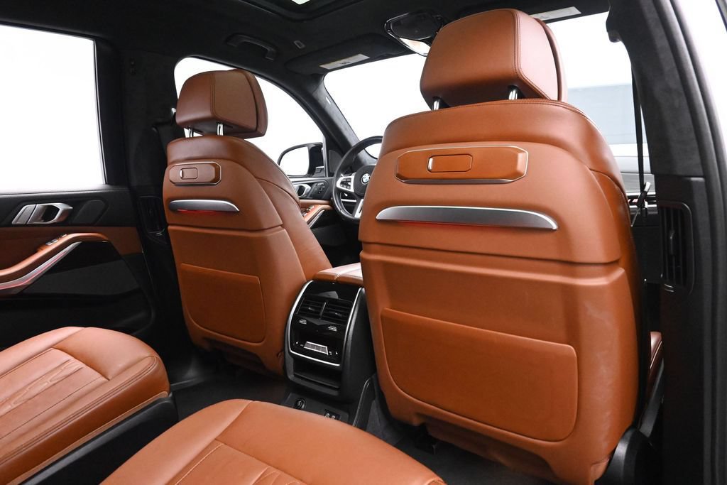 Used 2024 BMW X7 M60i w/ Executive Package AWD/4WD image 20