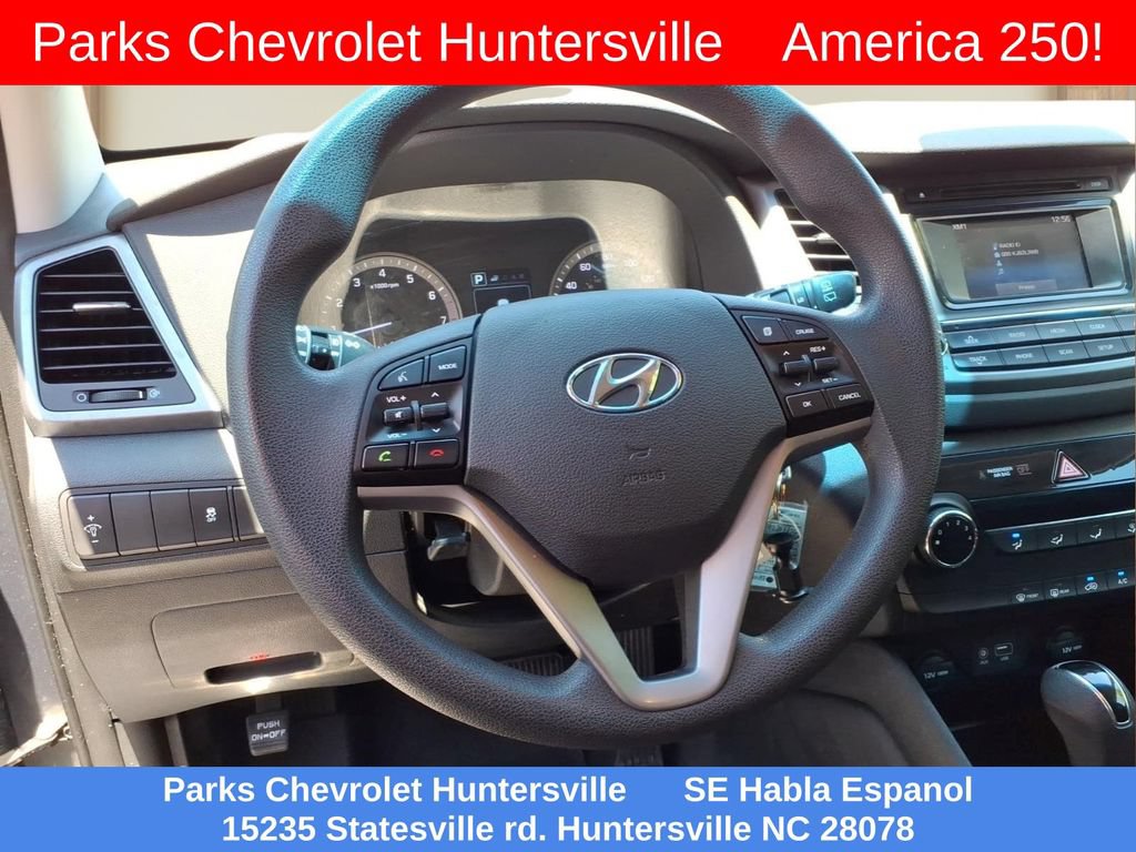 Used 2017 Hyundai Tucson SE w/ SE Popular Package 02 AWD/4WD image 3