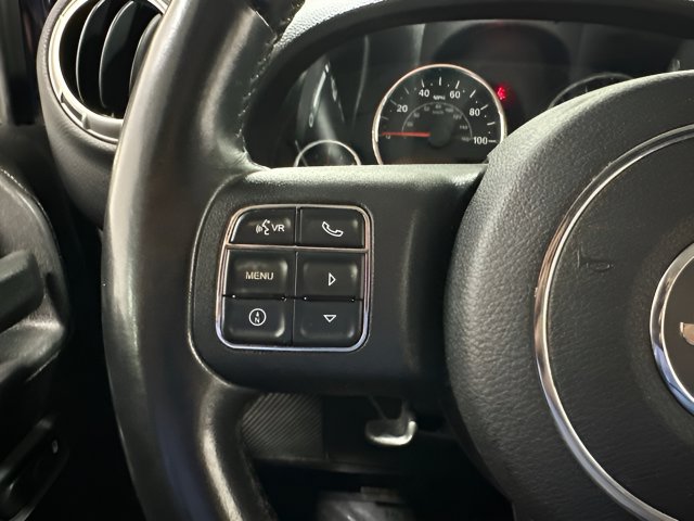 Used 2013 Jeep Wrangler Unlimited Sahara w/ Dual Top Group AWD/4WD image 15