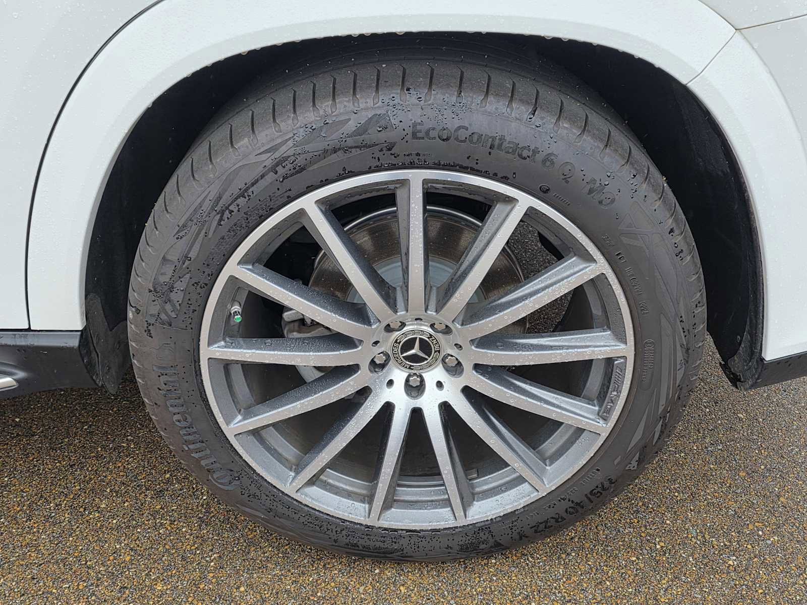 Used 2025 Mercedes-Benz GLS 450 4MATIC image 6