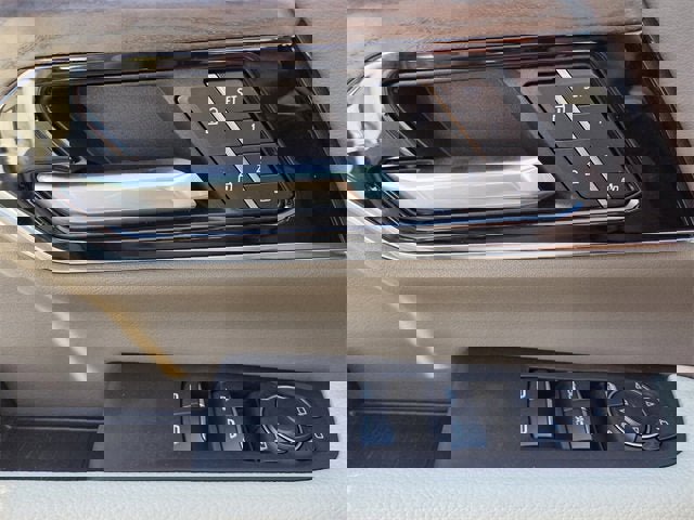 New 2026 GMC Yukon Denali w/ Sun & Power Step Package image 20