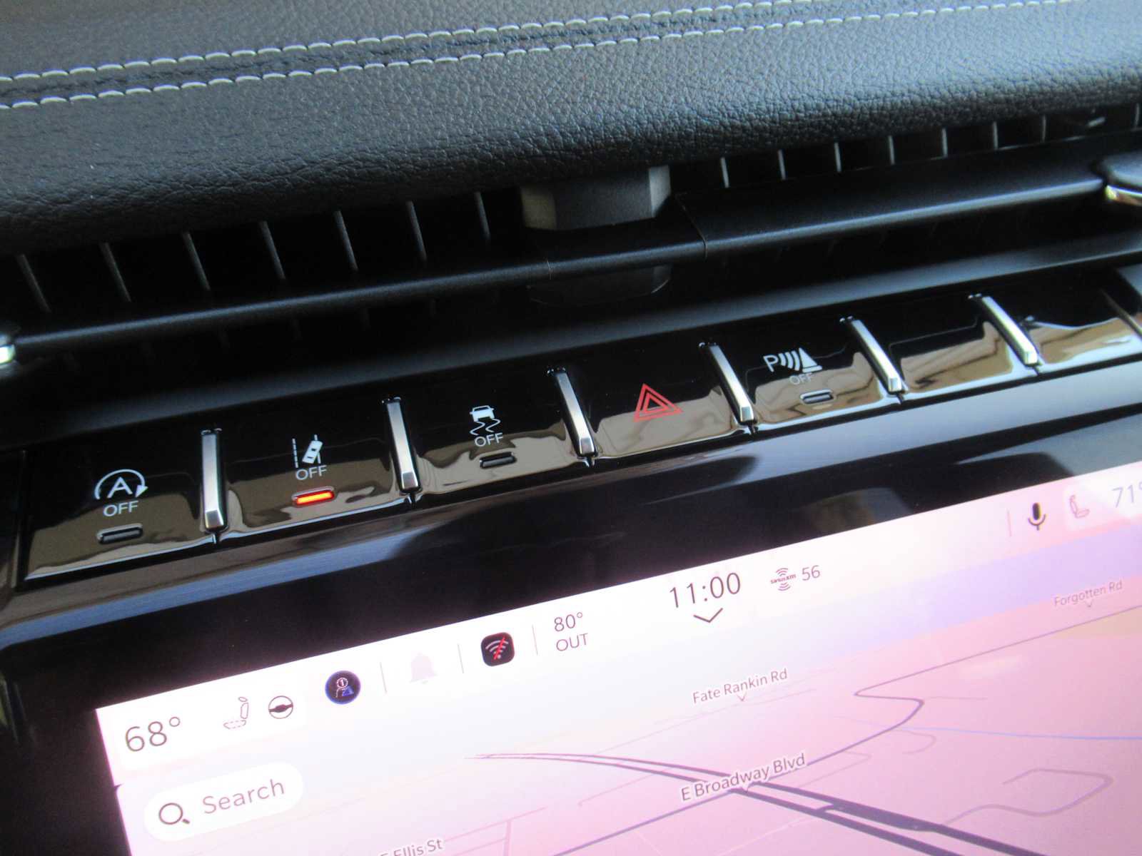 New 2025 Jeep Grand Cherokee Limited w/ Trailer Tow Package image 36