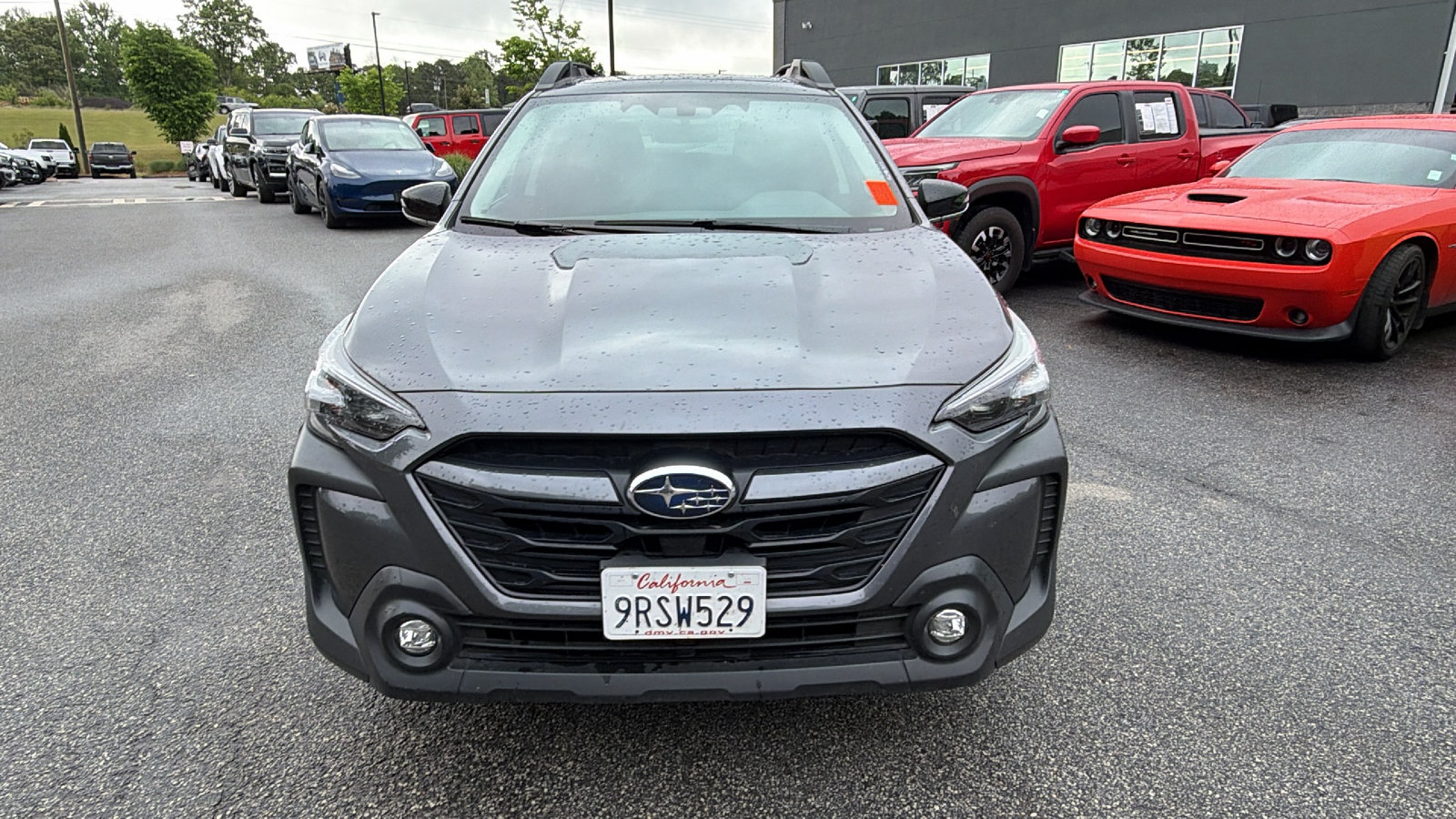 Used 2025 Subaru Outback Premium AWD/4WD image 3