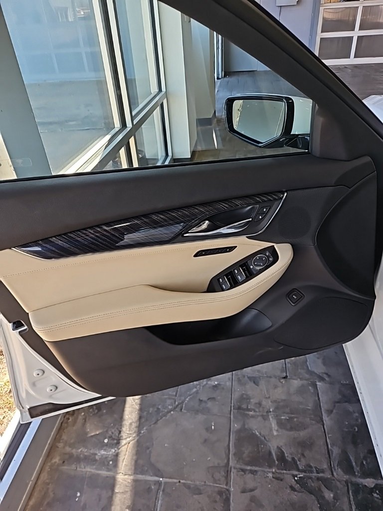 Used 2023 Cadillac CT5 Luxury image 24