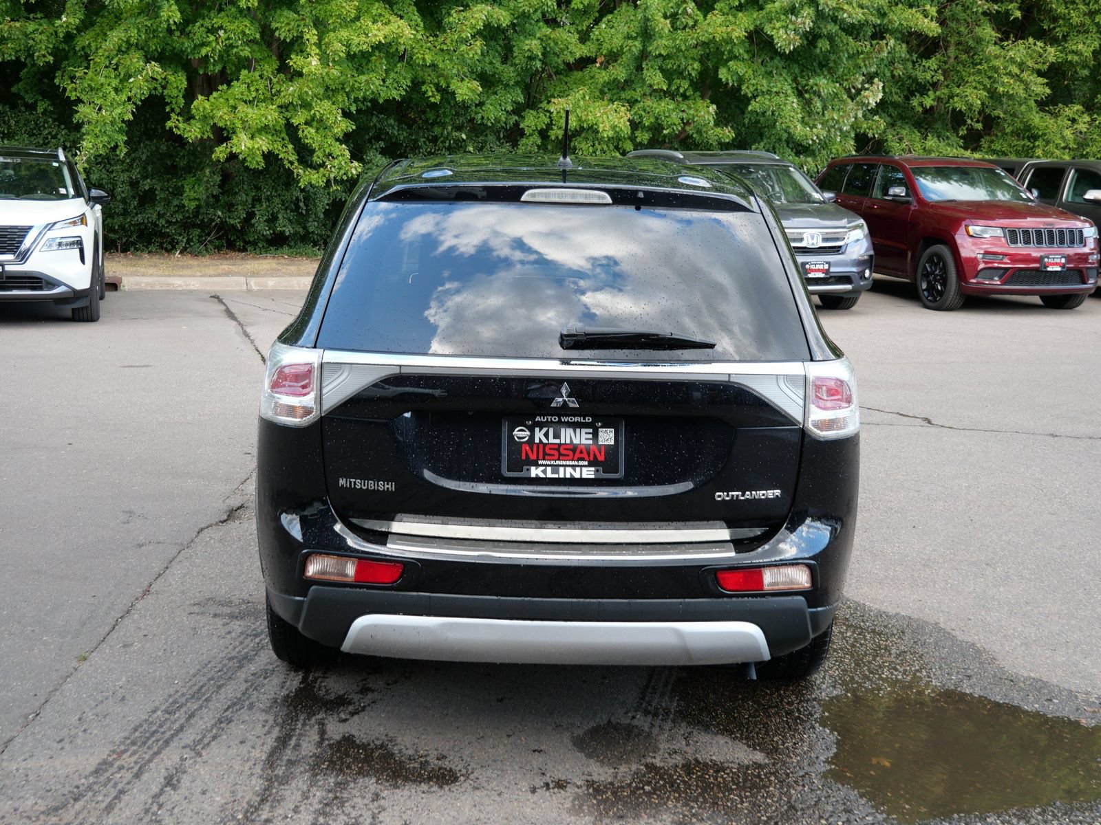 Used 2015 Mitsubishi Outlander SE AWD/4WD image 4
