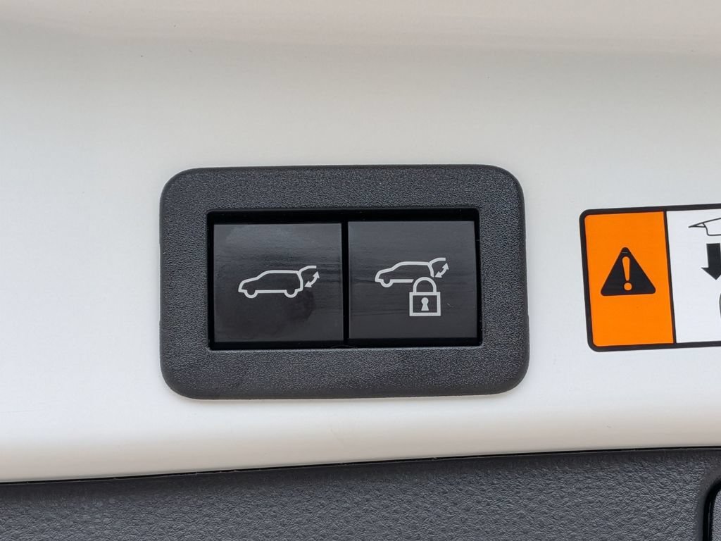 Used 2026 Toyota RAV4 XLE Premium AWD/4WD image 36