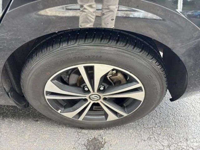 Used 2023 Nissan Sentra SV image 13