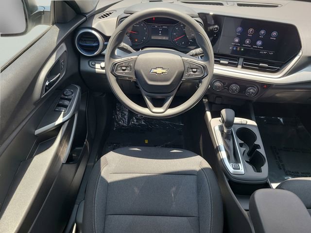 New 2026 Chevrolet Trax LS FWD image 12