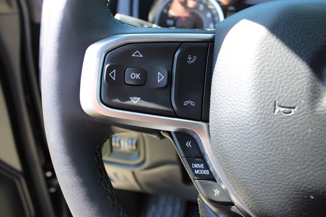Used 2025 RAM 1500 Big Horn AWD/4WD image 17