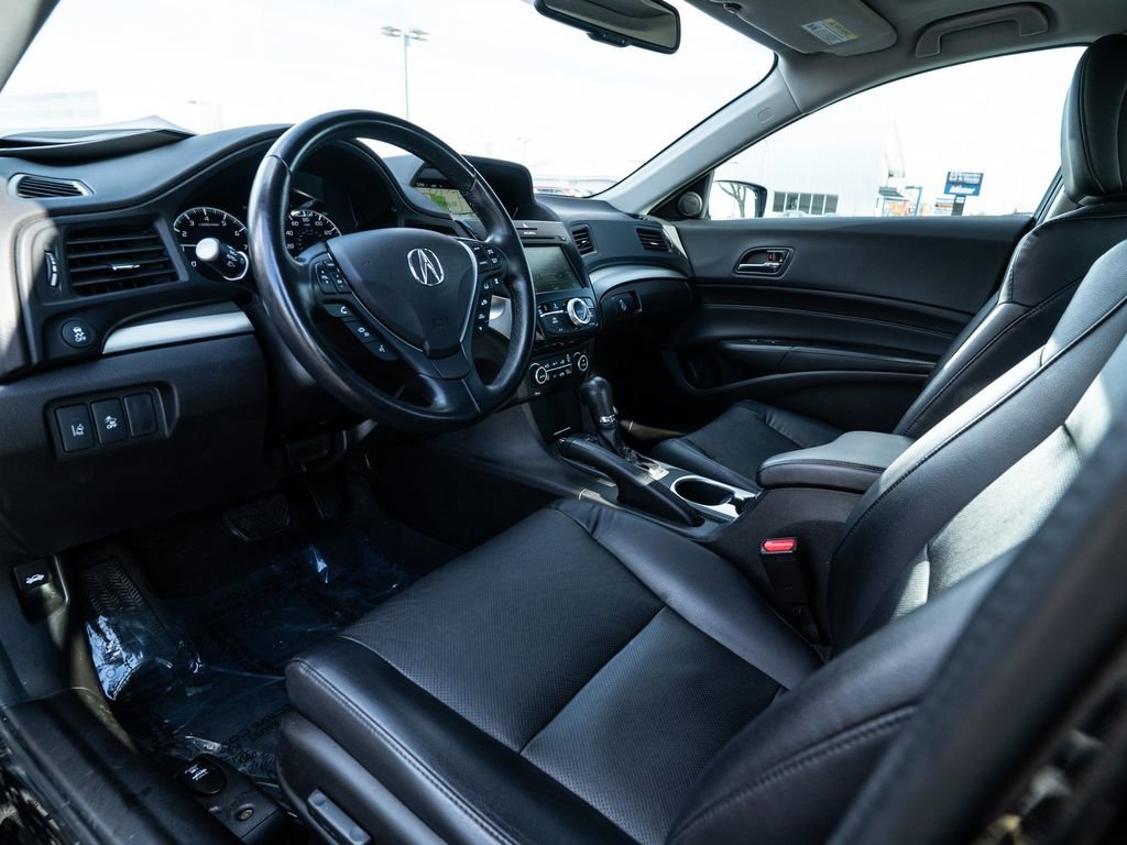 Certified 2018 Acura ILX w/ Premium Package image 15