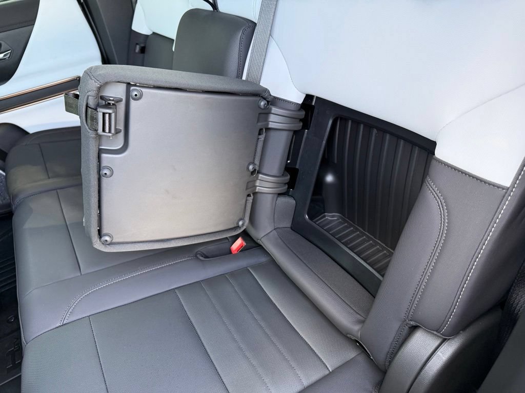 Used 2025 GMC Hummer EV 2X AWD/4WD image 33