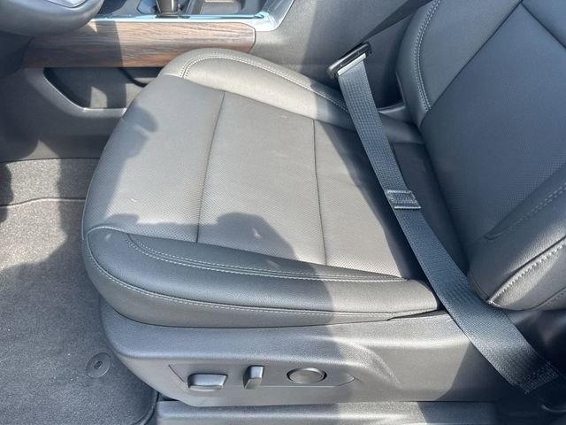New 2026 GMC Sierra 1500 SLT w/ SLT Premium Package image 12