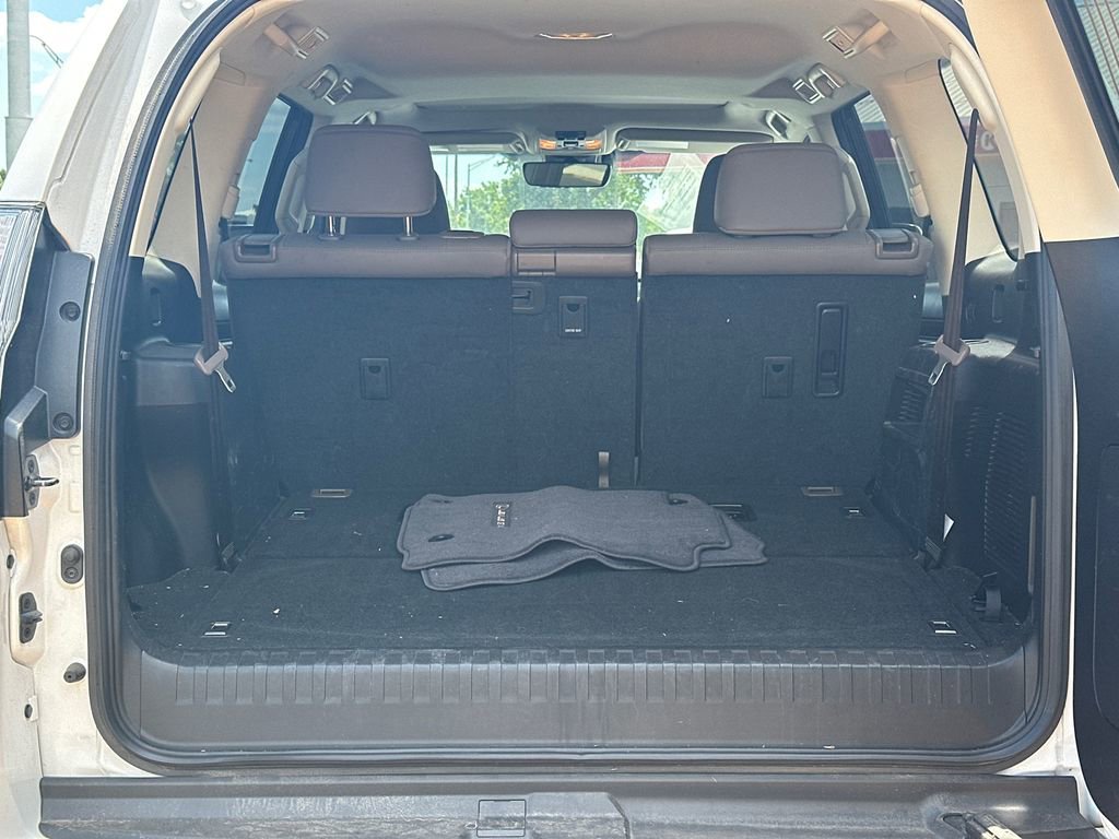 Used 2022 Lexus GX 460 Premium w/ Premium Package AWD/4WD image 18