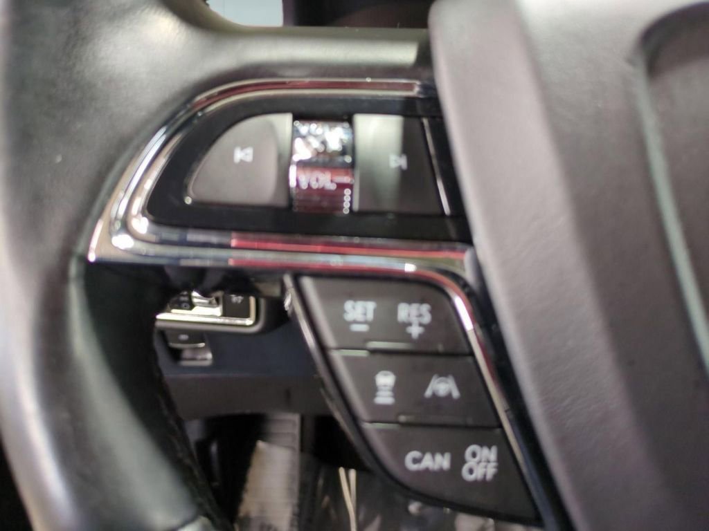 Certified 2022 Lincoln Nautilus Reserve w/ Equipment Group 201A image 20