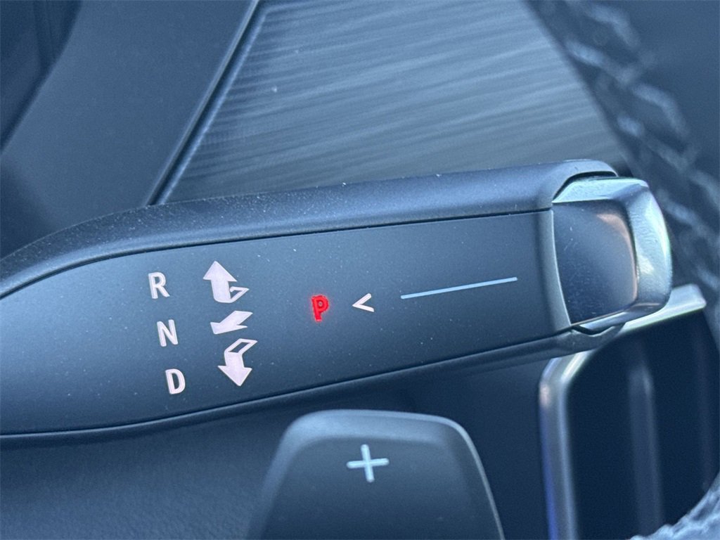 New 2025 GMC Acadia Elevation image 21