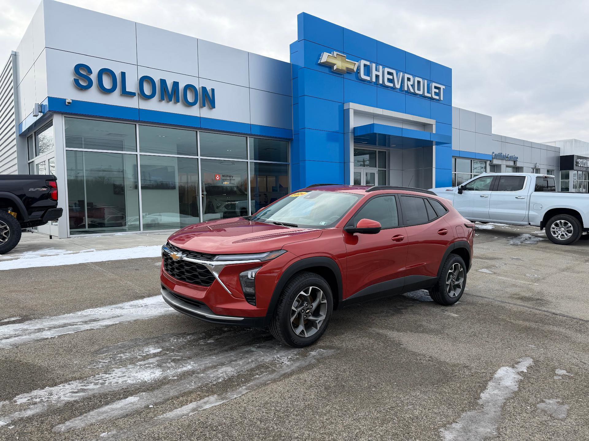 Certified 2024 Chevrolet Trax LT w/ Driver Confidence Package