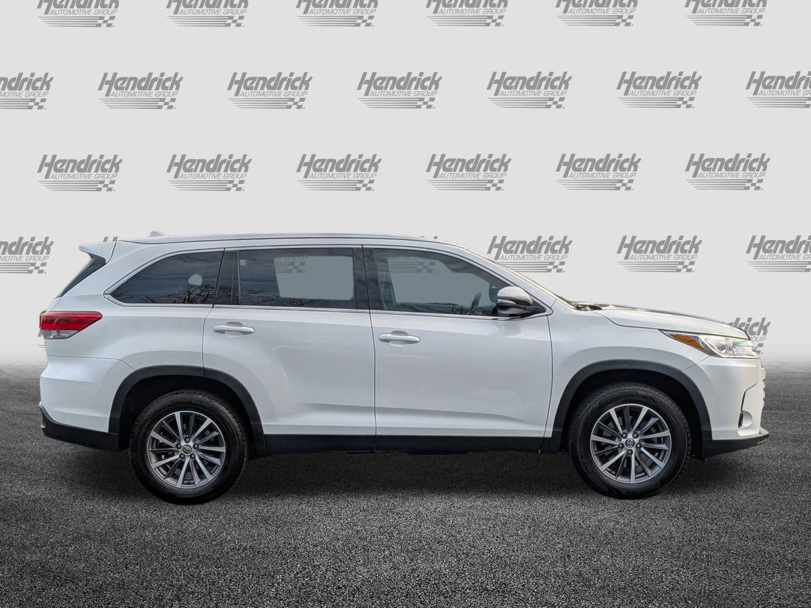 Used 2019 Toyota Highlander XLE image 11
