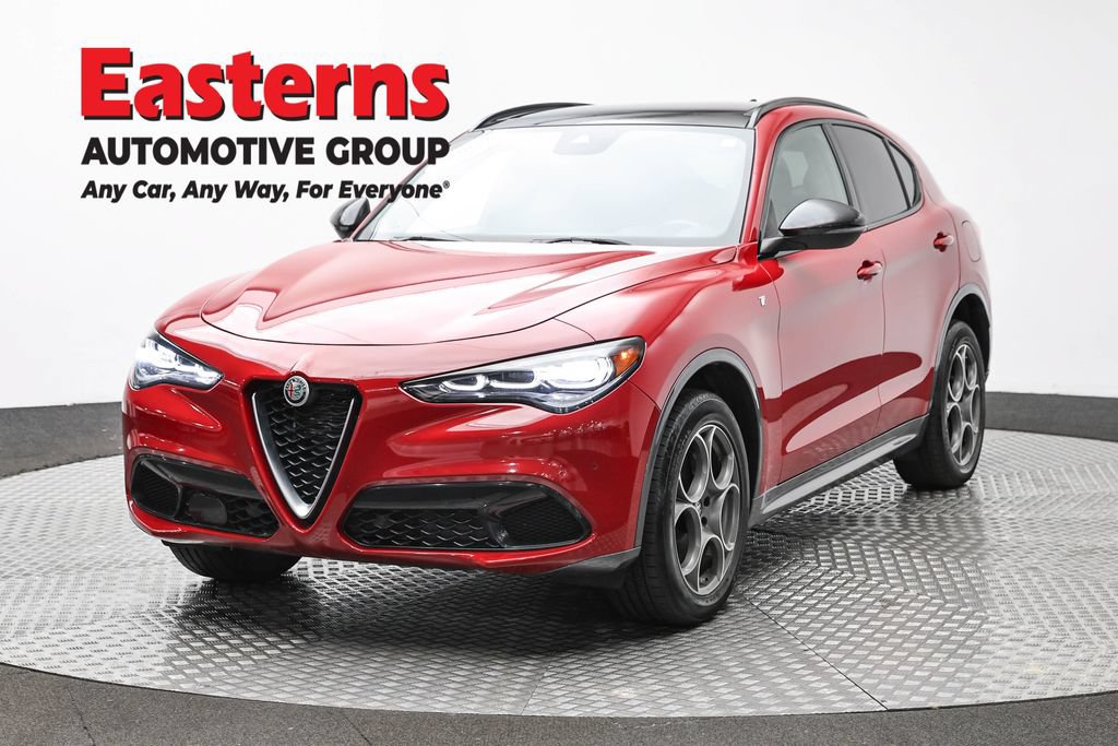 Used 2024 Alfa Romeo Stelvio Ti w/ Active Assist Plus Package AWD/4WD image 1