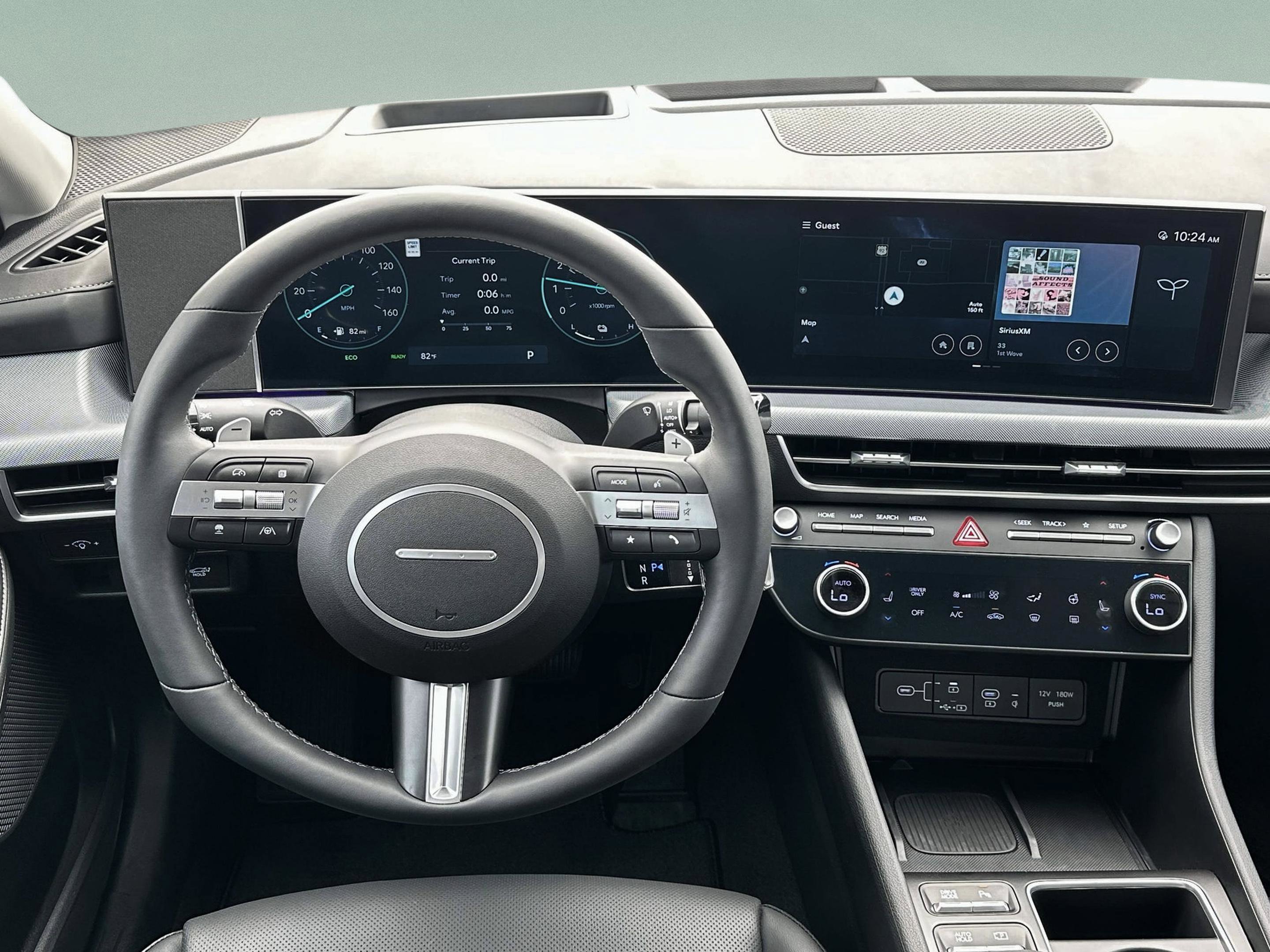 New 2025 Hyundai Sonata Limited image 17