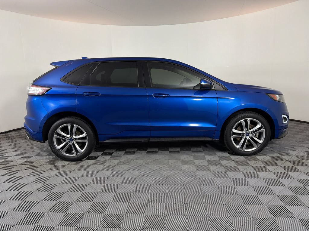 Used 2018 Ford Edge Sport w/ Equipment Group 401A AWD/4WD image 2