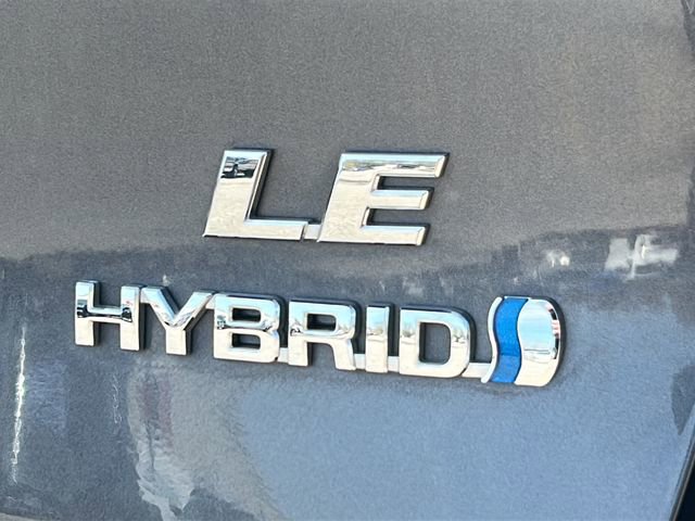 Used 2022 Toyota RAV4 LE image 34